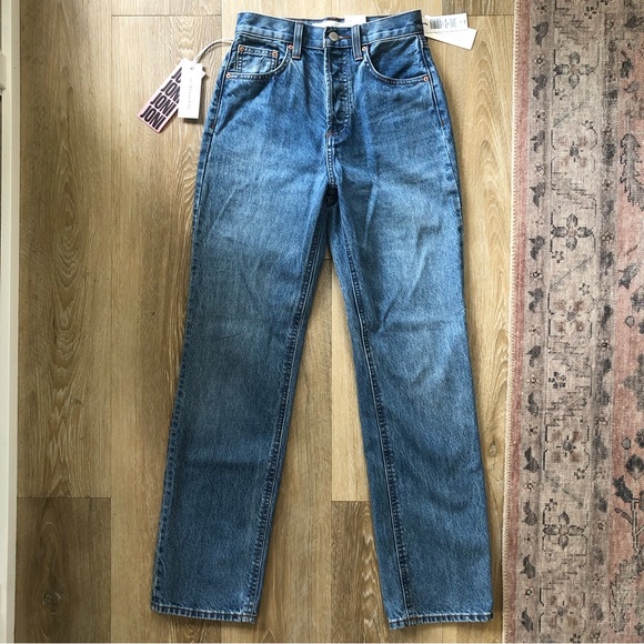 NWT Aritzia Denim Forum New Joni High Rise Loose in 4 Yrs Retro Mid Bleu - Picture 7 of 16